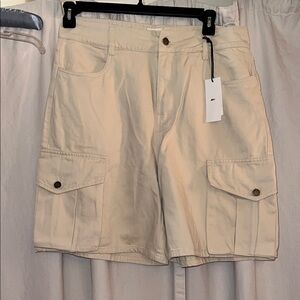 Bone baggy cargo shorts Honor the Gift L  nwt